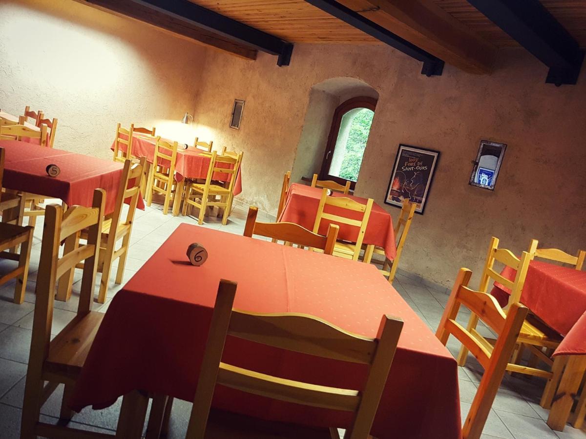 Forte Di Machaby Hostel Arnad Luaran gambar